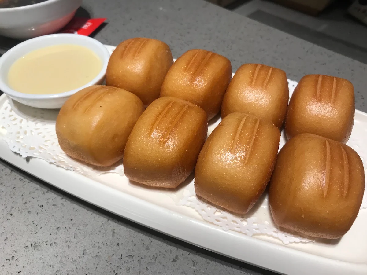 金馒头 fried steamed buns, Haidilao Chatswood